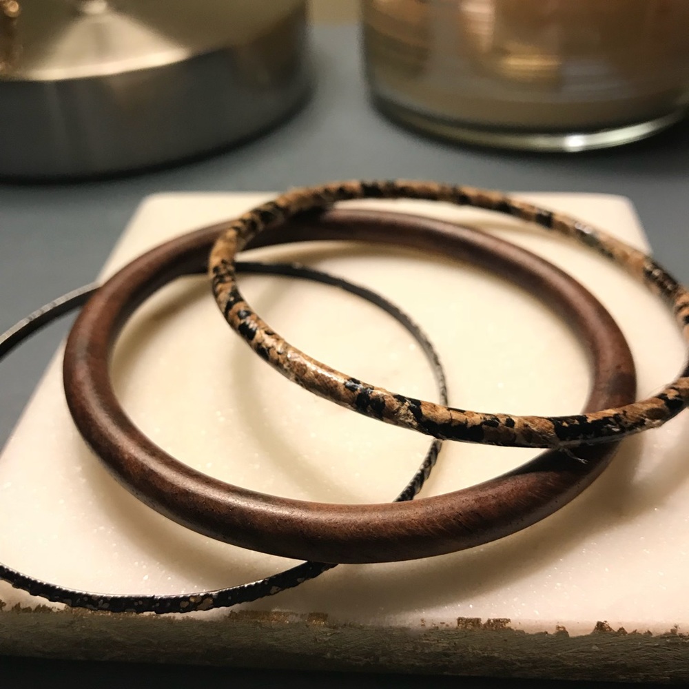 Bracelets - Picture 3 of 3